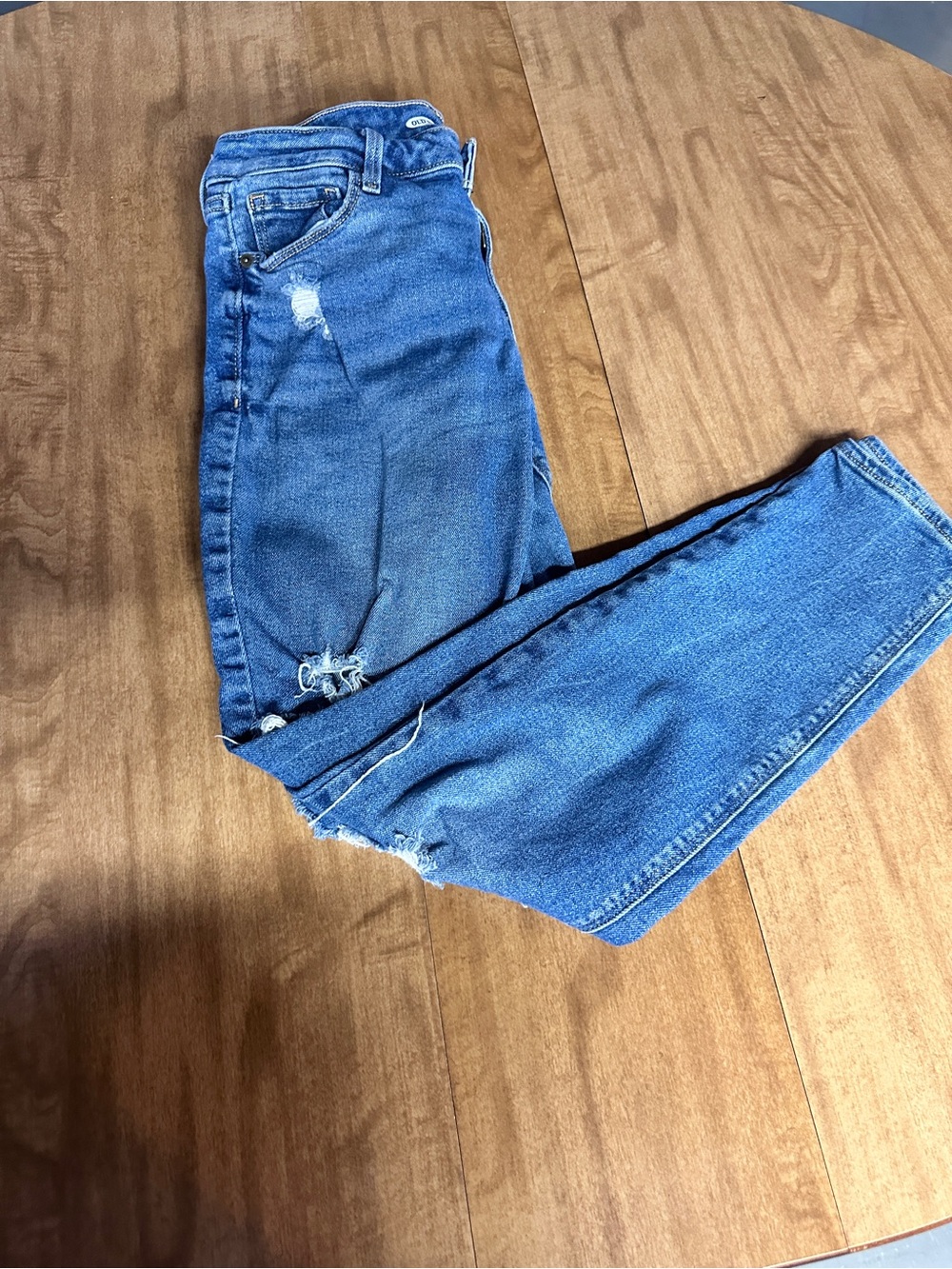 Old Navy Women's Blue Ripped Straight-Leg Jeans